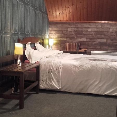 Auberge De Mandrin Dullin エクステリア 写真