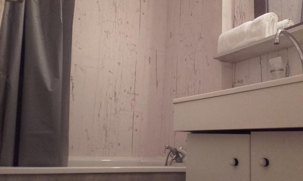 Auberge De Mandrin Dullin エクステリア 写真